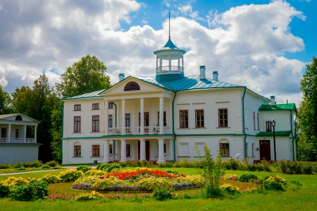 Экспозиция «Мир дворянской семьи»